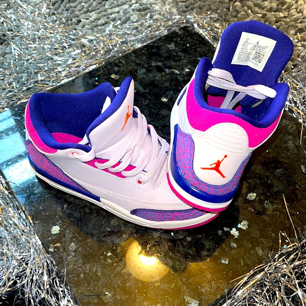 Jordan, good mixture of colors for our females.